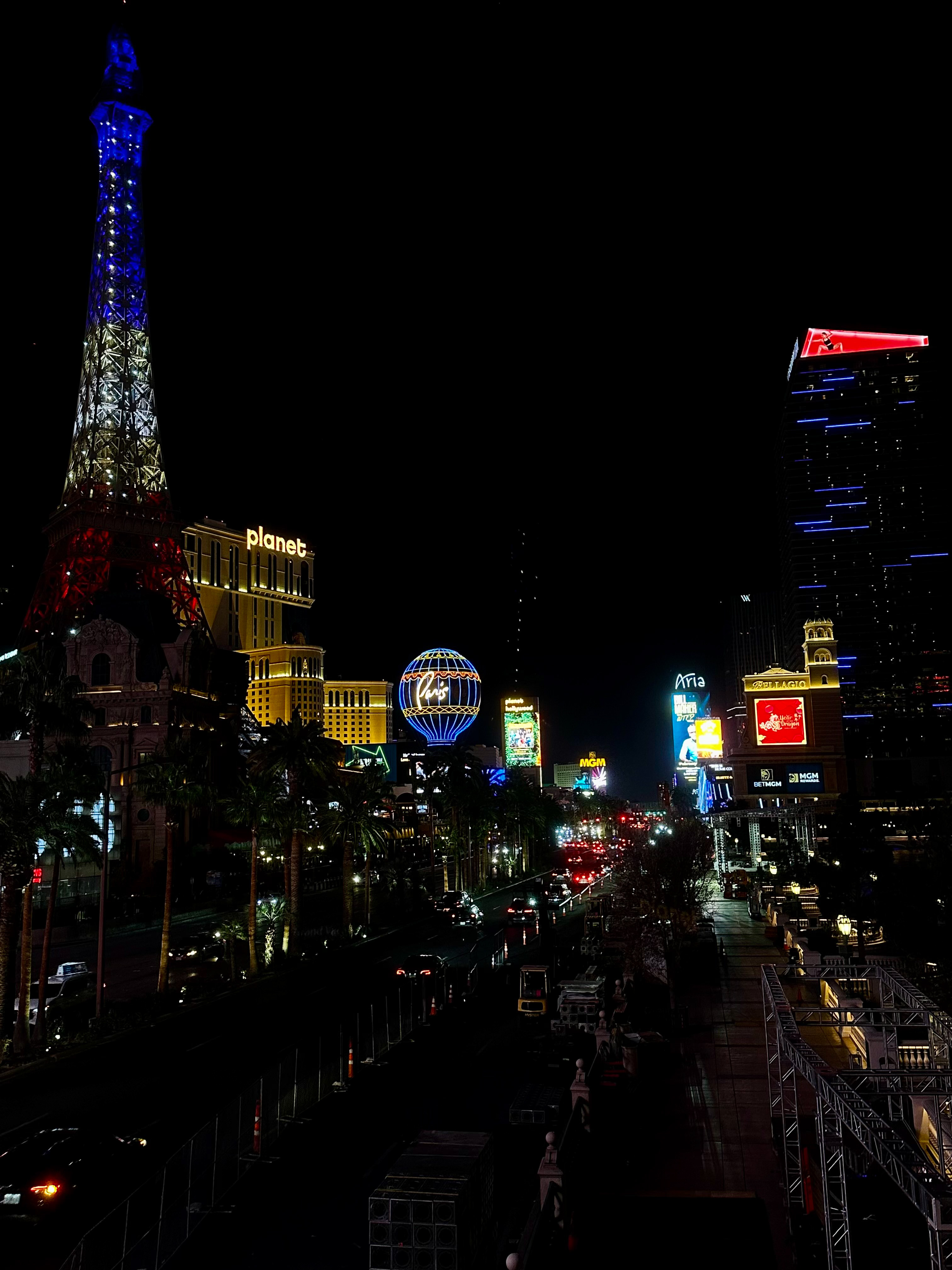 Las Vegas Strip by Night 
Hotel Paris 